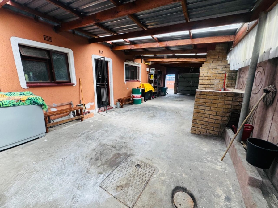 3 Bedroom Property for Sale in Ravensmead Western Cape